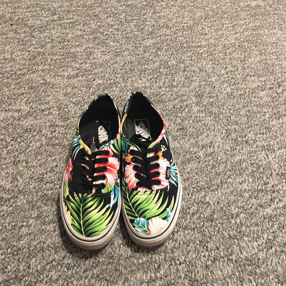 Vans Off The Wall Floral Tropical Hawaiian Print Black Size 6.5 - Picture 2 of 10
